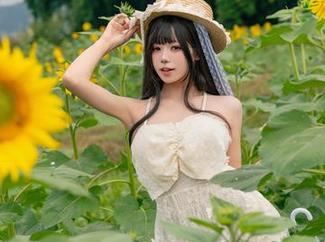 不可思议的Yiko湿润兔，兔兔班车No.4琳妮特美图下载，轻松获取你的视觉盛宴！