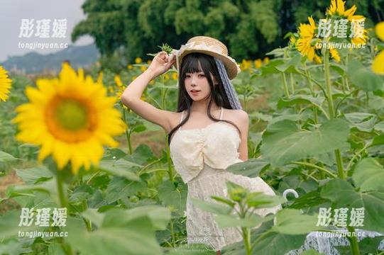 不可思议的Yiko湿润兔，兔兔班车No.4琳妮特美图下载，轻松获取你的视觉盛宴！