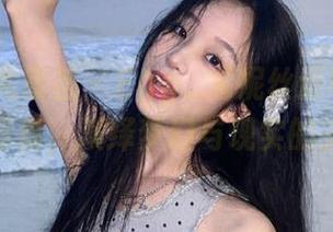 YouMi尤蜜荟 – Egg_尤妮丝透明风格私房写真，演绎梦幻与现实的交错
