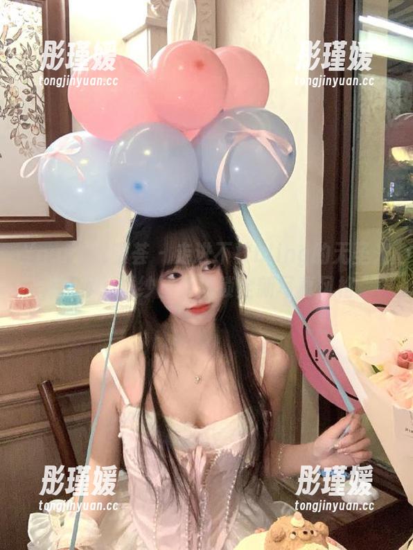 YouMi尤蜜荟 - 走进不柠bling的无圣光世界，婚纱图集解锁全新写真风格