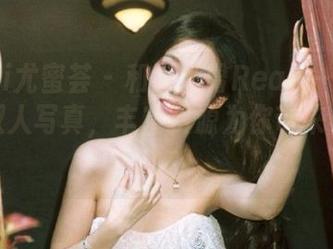 YouMi尤蜜荟 – 和小海臀Rean一起欣赏精彩双人写真，丰富资源为你带来视听盛宴