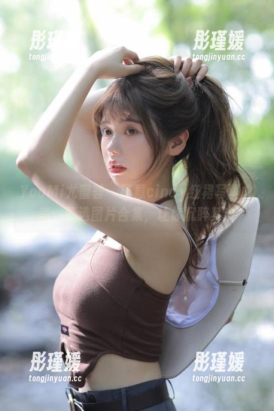 YouMi尤蜜荟 - 筱慧cindy红裙写真之美：精选图片合集，让你沉醉其中