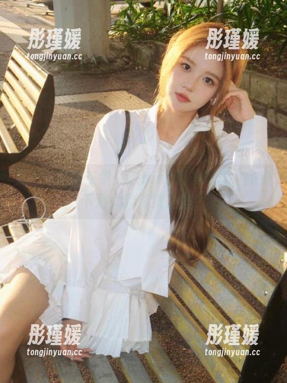 美妆与和服交织：ZinieQ精美写真，免费下载体验传统之美！