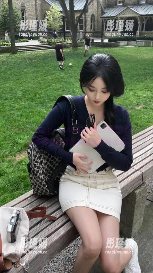 beautyleg - Anonymous照片分享：探索裤里丝作品集的深度与美感