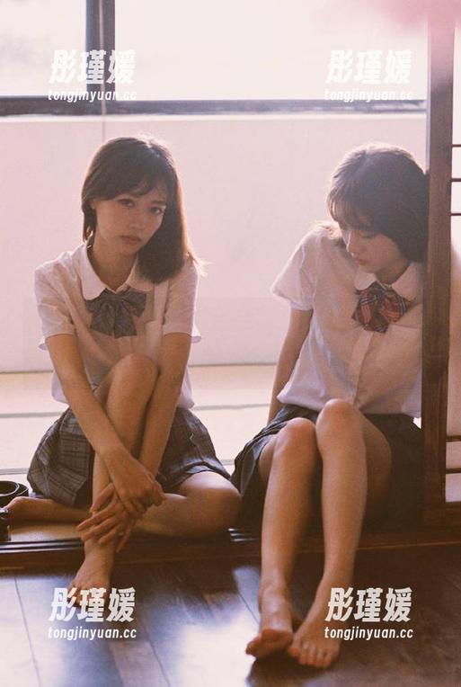 beautyleg - 沉浸在Avril姐姐的私拍写真中，捕捉那些动人的生活瞬间