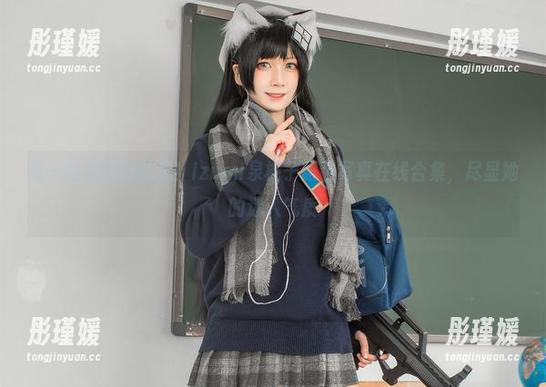 每一帧都值得收藏！izumi泉桃子眼镜写真在线合集，尽显她的迷人气质