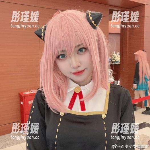 lovely呆玄与猫咪爪爪：定制图片带给你不一样的萌趣体验！