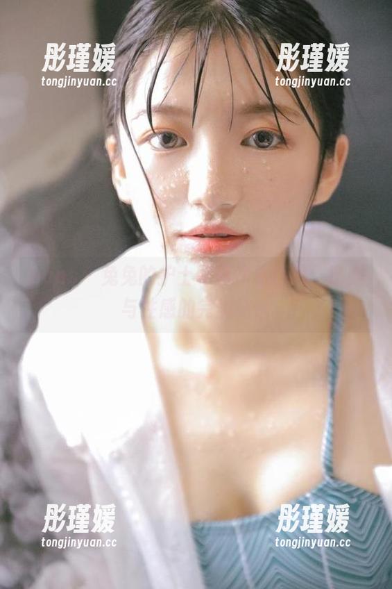pans - 兔兔的护士写真作品精选，清新与性感的完美结合