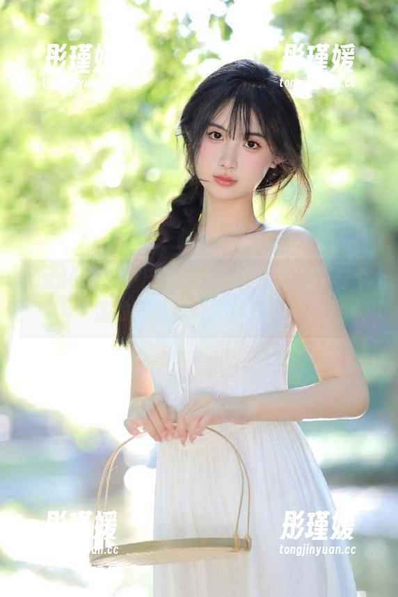 pans - 宁宁皮衣高清写真集：时尚与个性的完美结合，尽显风格