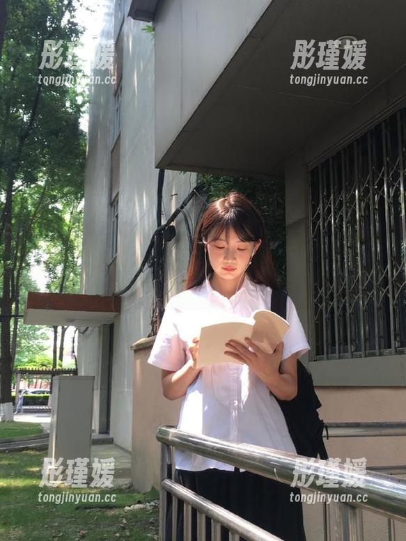 pans - 让小小瑜伽的韵律陪伴你，带来美好壁纸与美图体验