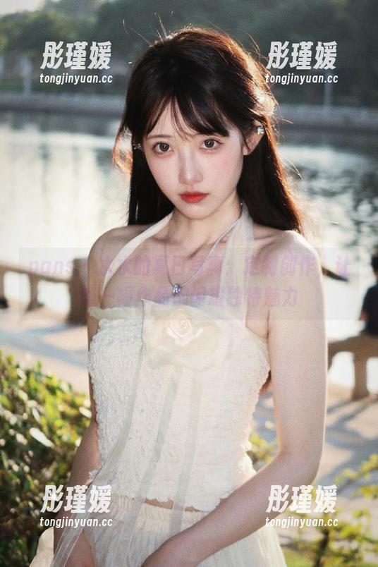 pans - 水水的夏日写真:定制创作,让每一幅作品都闪耀独特魅力 pans - 水水的夏日写真:定制创作,让每一幅作品都闪耀独特魅力