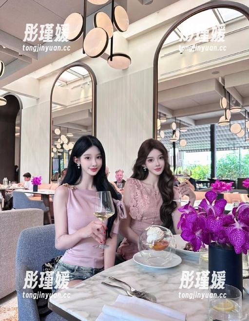 partycat轰趴猫 - 筱慧体操服写真精选：作品集带你领略体操艺术与个性风格的完美呈现