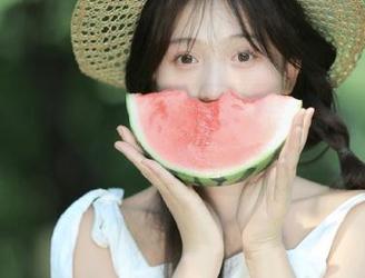在线查看puypuy最新美图，BBDubai的摄影艺术无需错过