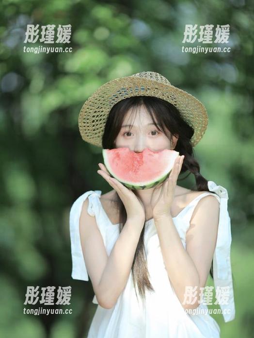 在线查看puypuy最新美图，BBDubai的摄影艺术无需错过