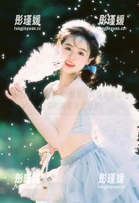 走进puypuychen教室，解锁免费套图，让你的视觉享受升级！