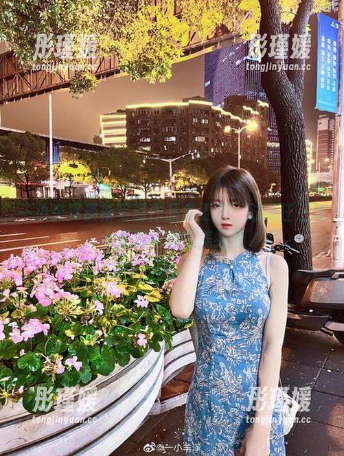 一小央泽最新写真作品集更新：时崎狂三与大红旗袍的完美结合