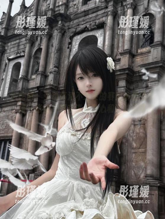 微密圈 - 灵动高清不爱笑的赛琳瑜伽摄影：每一张图片都在讲述身心和谐的美丽故事。