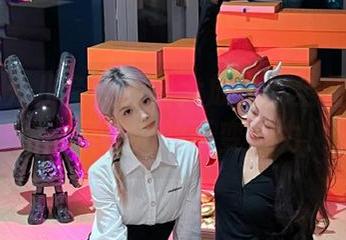 丽柜 – 允儿套装原图大放送！全新写真更新，展现她的百变魅力！