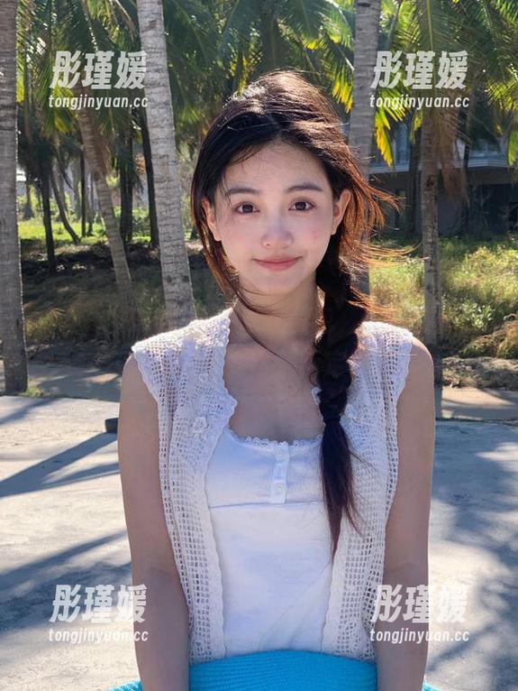 丽柜 - 灵动的兔子泳衣图包，最新更新让你赋予夏日全新定义