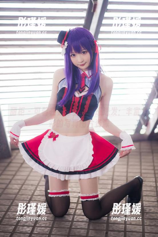 丽柜 - 可馨在办公室的灵感迸发：丰富多彩的写真图片资源