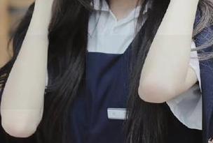 丽柜 – 浴缸里的女神：王炜炜最新写真合集更新，泡沫中的微笑！