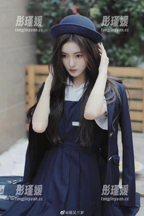 丽柜 - 浴缸里的女神：王炜炜最新写真合集更新，泡沫中的微笑！
