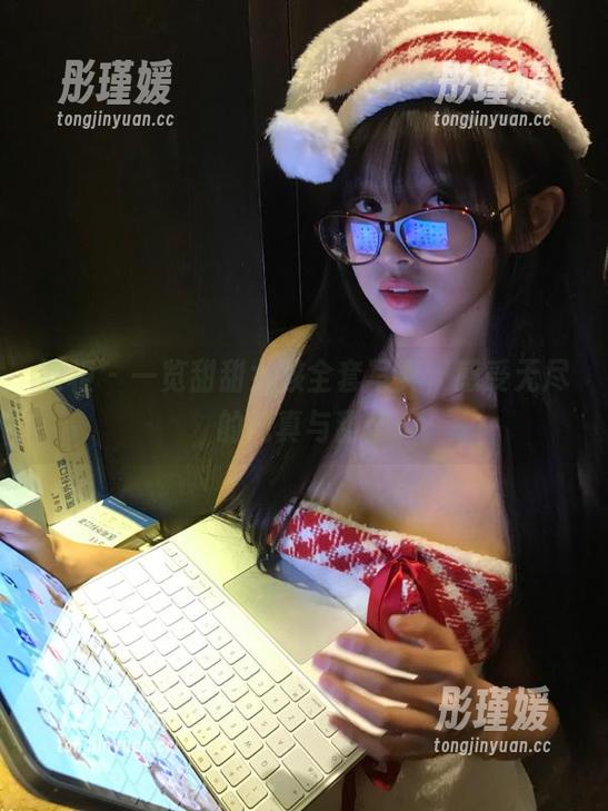 丽柜 - 一览甜甜女孩全套写真，感受无尽的纯真与甜蜜