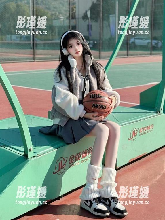 丽柜 - 私房写真新境界：由美带你走进她的办公室风格世界
