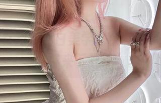 体验仙女月的纯白美学，精彩写真图包等你来下载！