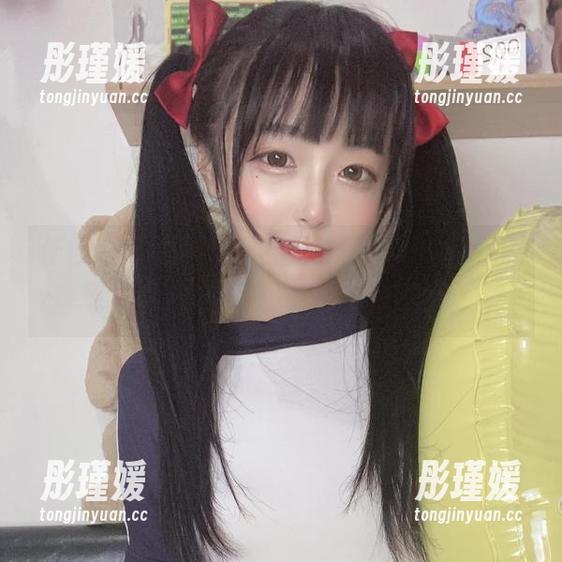 佳佳好难啊的神社巫女写真，超美壁纸收藏推荐，瞬间提升你的视觉享受！