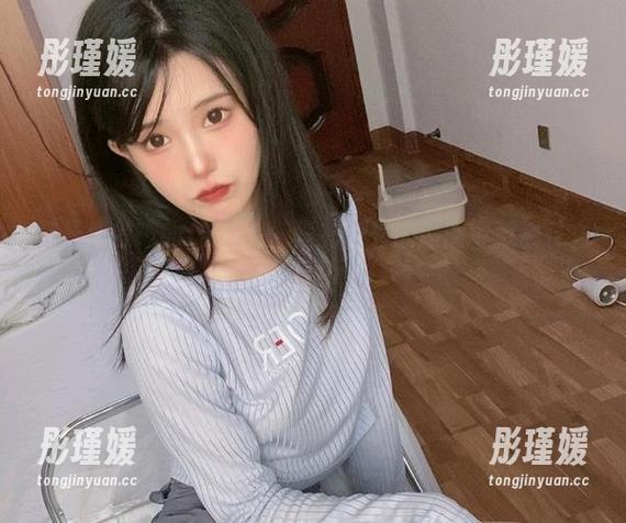 打开倦倦喵的JK书包，没有圣光的原图中藏着什么惊喜？
