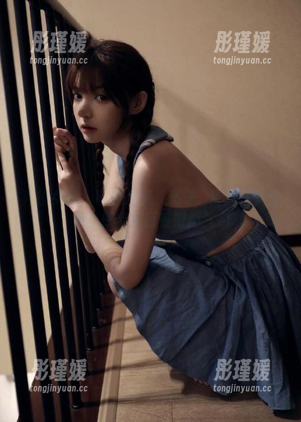 克拉女神 - 秘书风尚：高子琁精致写真合集图册带你感受时尚气息