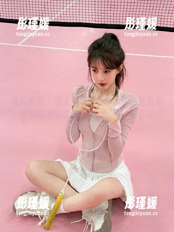 兔玩映画 - 深入揭秘面饼仙儿的私房写真，校服搭配的灵感与创意让每一张都如诗如画