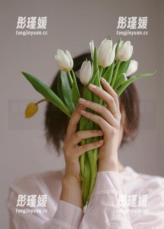 最新更新发布：凉凉子纯白写真合集重塑纯净之境