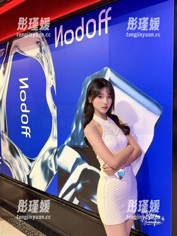 微密圈 - 可爱的肉巴少女写真作品大揭密：原图带你走进她的奇幻旅程