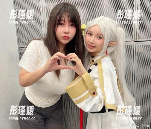 温馨可爱，咔喵奶牛装写真美图套图，瞬间治愈你的心灵！
