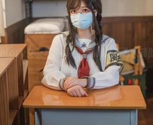 啊日日_Ganlory女友写真精选，揭秘她不为人知的性感魅力合集
