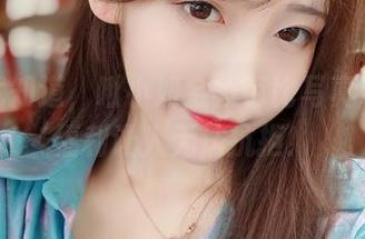 看看就知道，啾小妍金发芭比写真带来的福利让人无法抗拒！