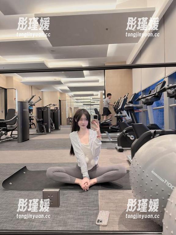 喵糖映画 - 与lovely呆玄一起感受少女萝莉红粉佳人的魅力，获取免费原图！