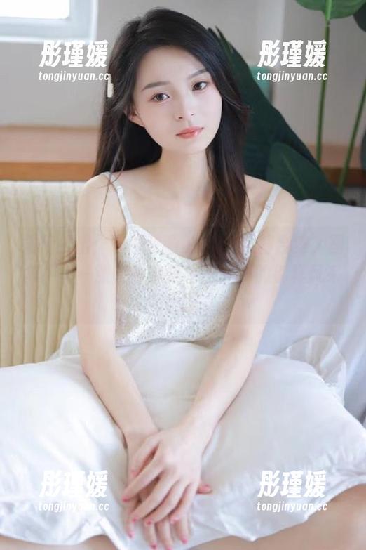 重磅推出：喵糖映画的OL制服裙合集，图集中每一张都为你描绘出职场的别样风采与风情。