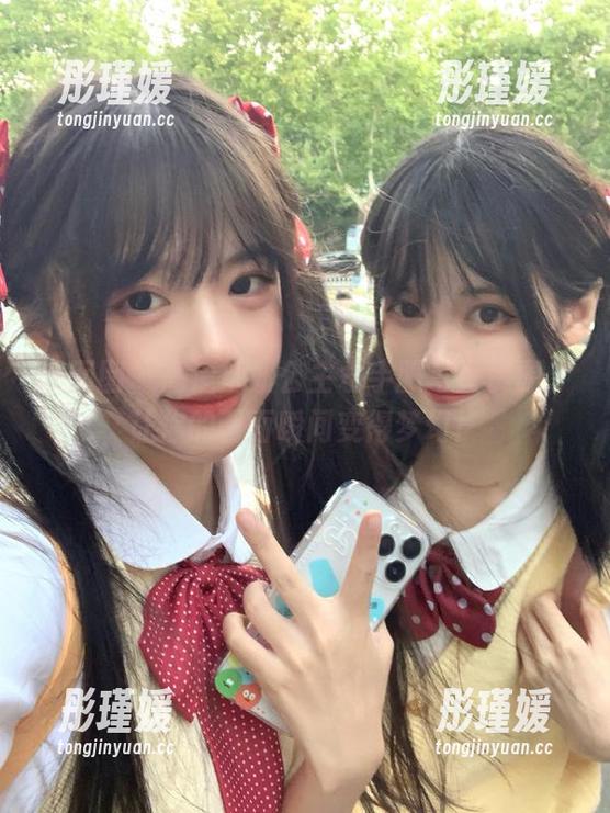 嗲囡囡 - 高清心妍公主水手服写真资源，让你的画面瞬间变得梦幻！