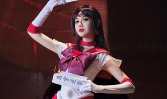 大梨子不是御姐的制服写真，套图里演绎的剧情让我怀疑人生了！