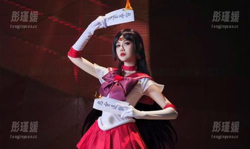 大梨子不是御姐的制服写真，套图里演绎的剧情让我怀疑人生了！