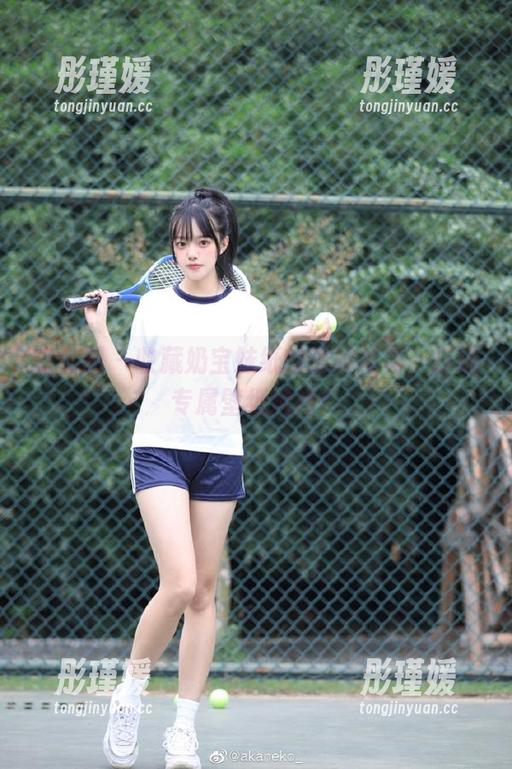微密圈 - 收藏奶宝妹纸的透明写真，打造专属壁纸风格！