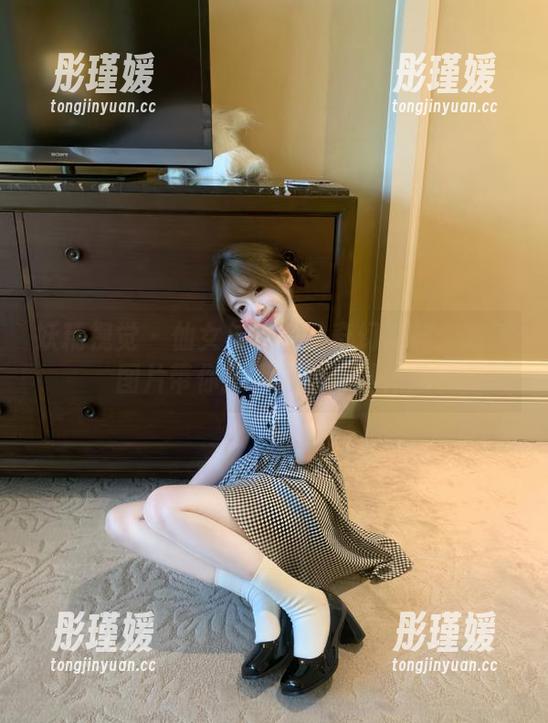 妖精视觉 - 仙女与天使的奇幻之旅：高清图片带你探索她的艺术作品
