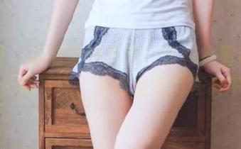 微密圈 – 高清壁纸推荐：家有水墨老师的长腿写真，优雅之美尽在其中