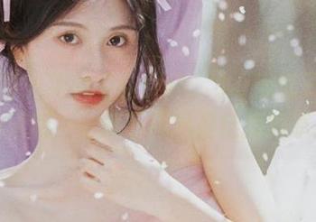 微密圈 – 绝美中秋女仆，小u优优子写真高清版，立即下载网盘链接畅享！