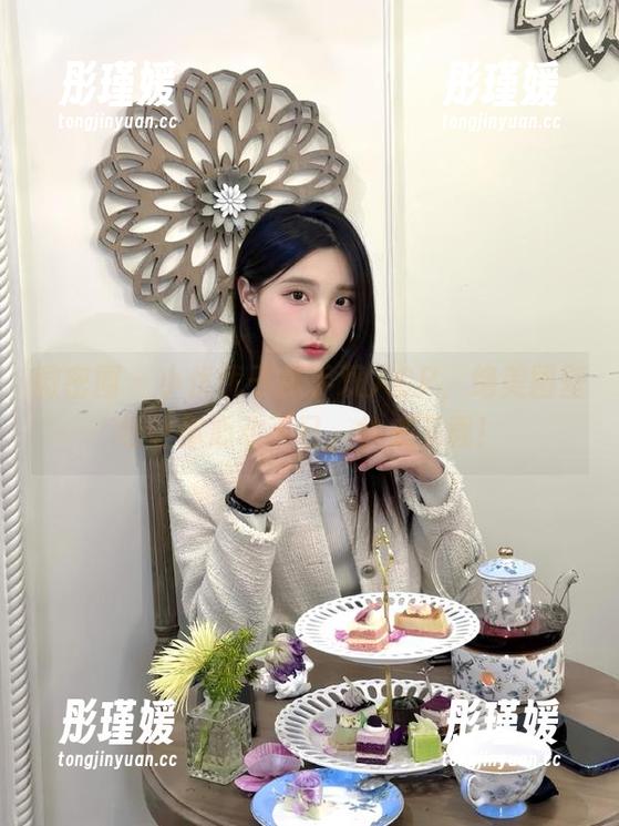 微密圈 - 小优优子携手双人CP，绝美图壁纸让你心动不已，快来下载！
