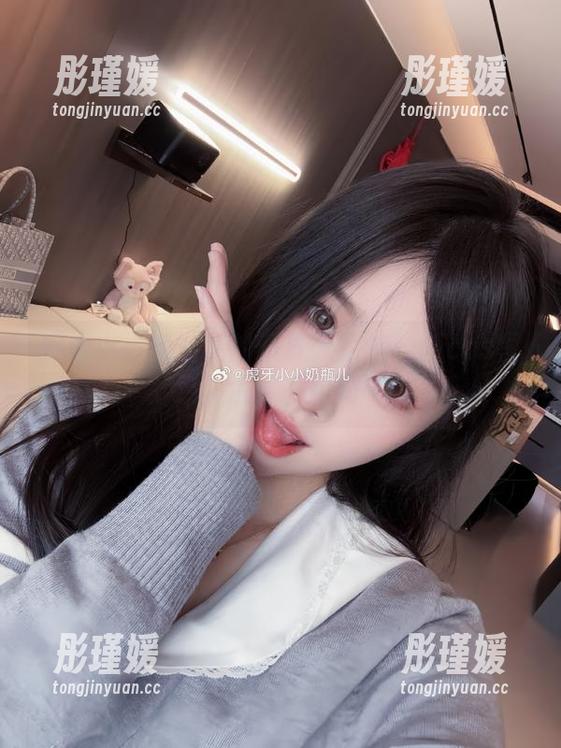 探索小小奶瓶儿的珍珠人鱼加长版cos图包,沉浸在梦幻中 探索小小奶瓶儿的珍珠人鱼加长版cos图包,沉浸在梦幻中