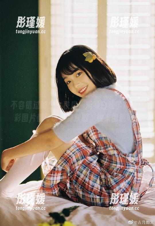 不容错过的少女秩序，所有白丝学妹的精彩图片都可以免费获取，快来围观吧！